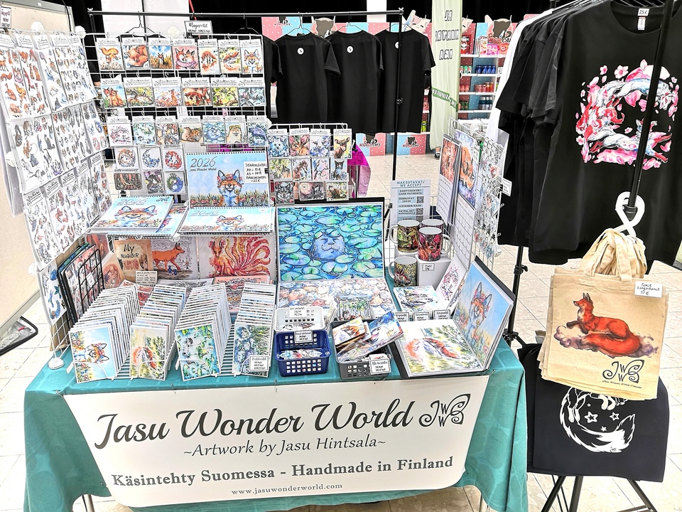 Nekocon has begun! I'm here at Kuopio music centre today until 6pm, tomorrow 10-16. 😊